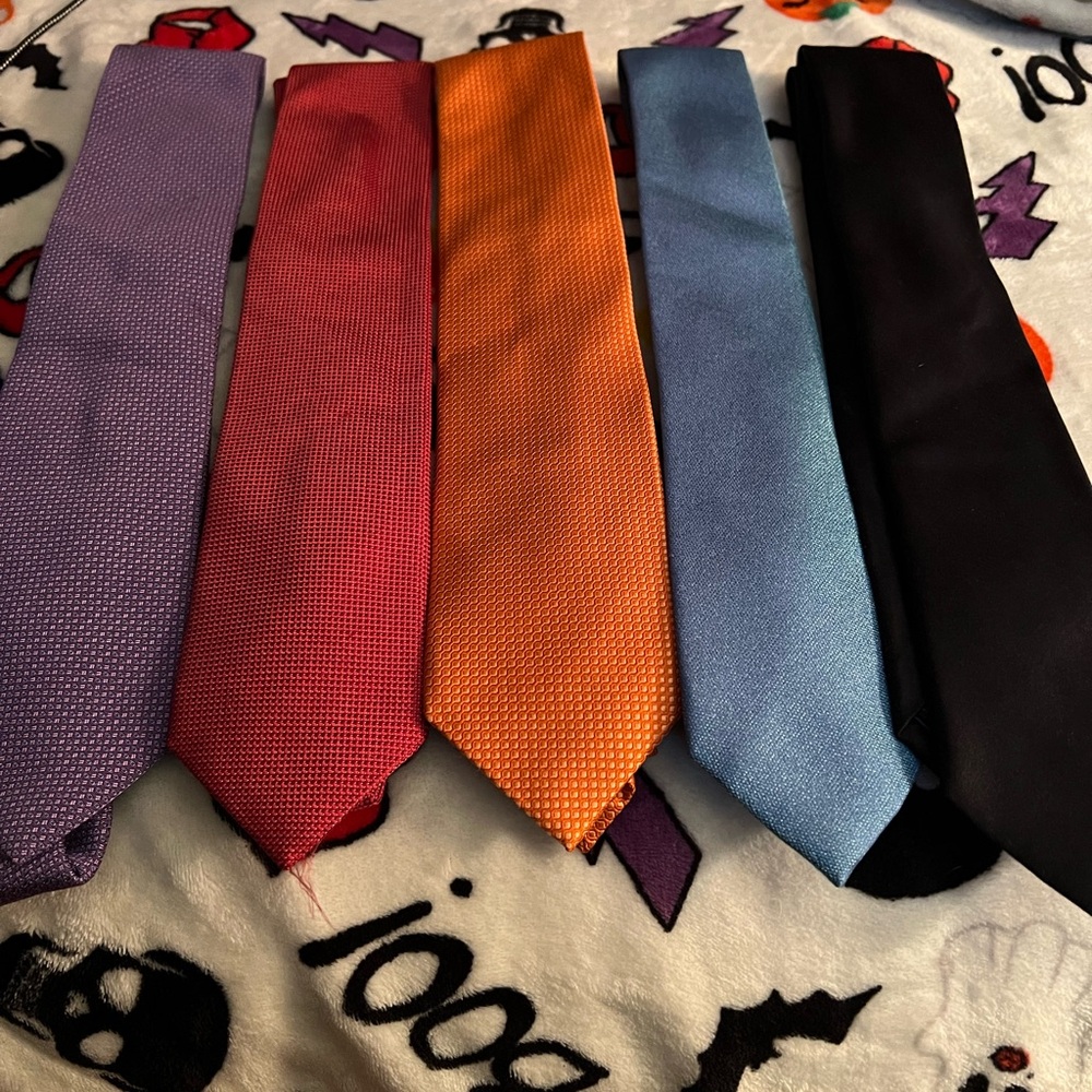Mens solid color Ties